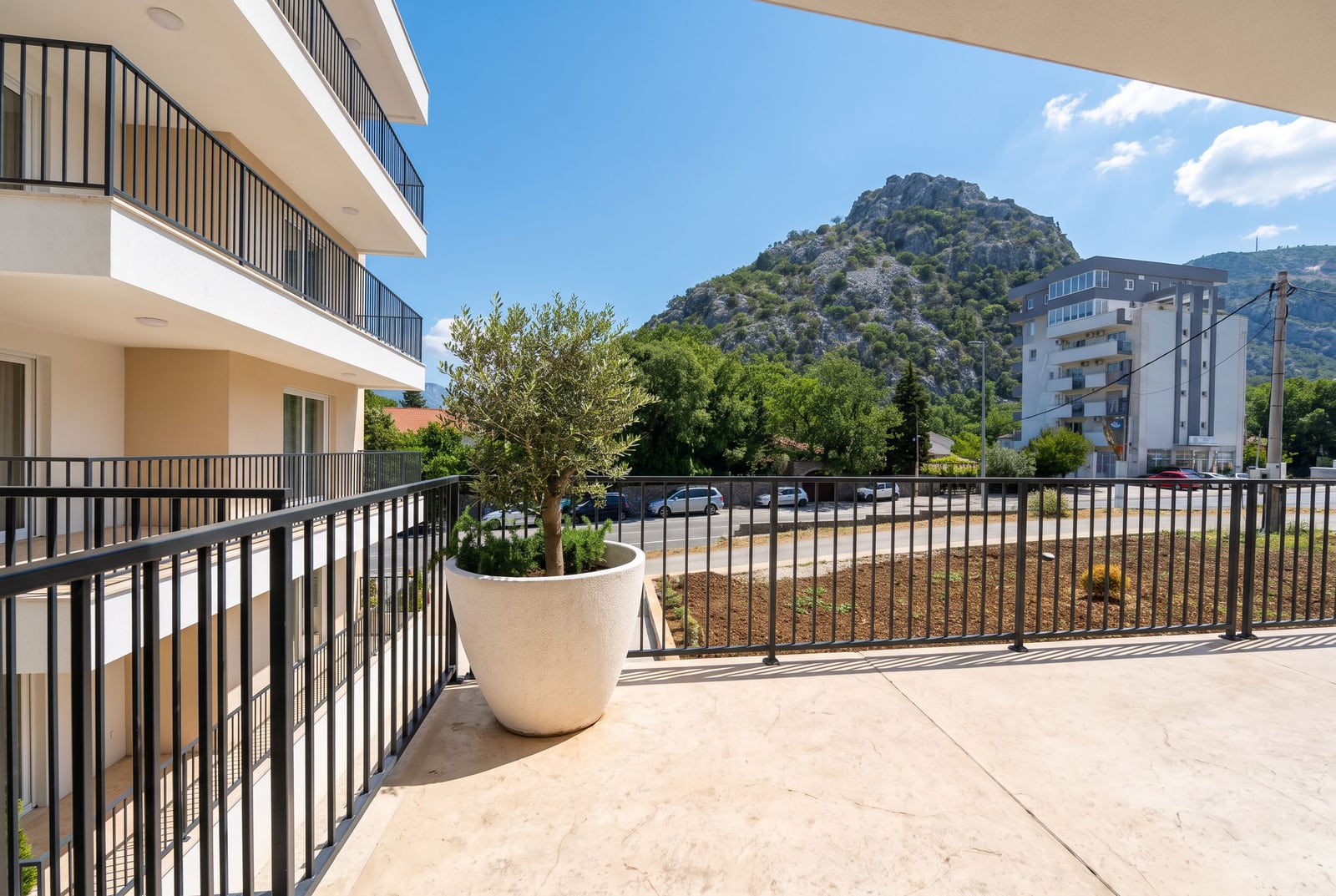 Balcony — Residential complexes in Sutomore