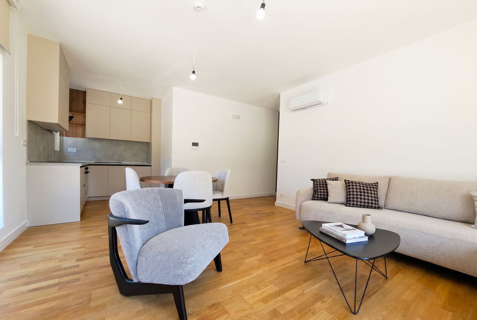 Living Room — Apartments in Sutomore