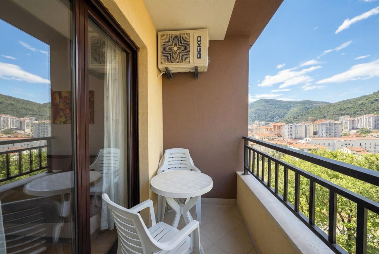 Apartment in Budva No. 2711