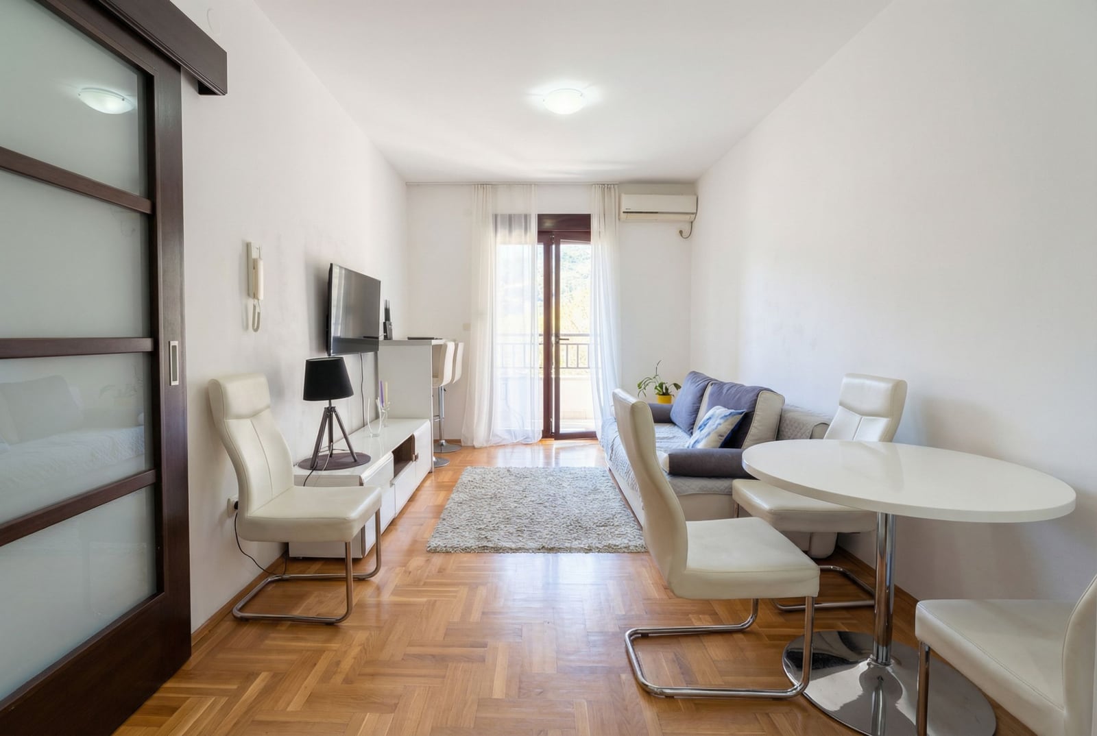 Apartment in Budva No. 2614