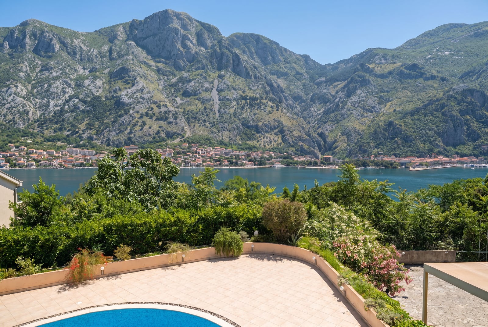 House in Kotor #2754
