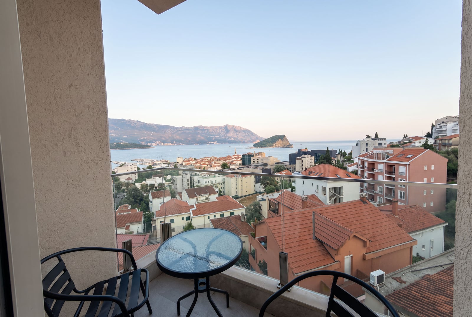Apartment in Budva No. 2831