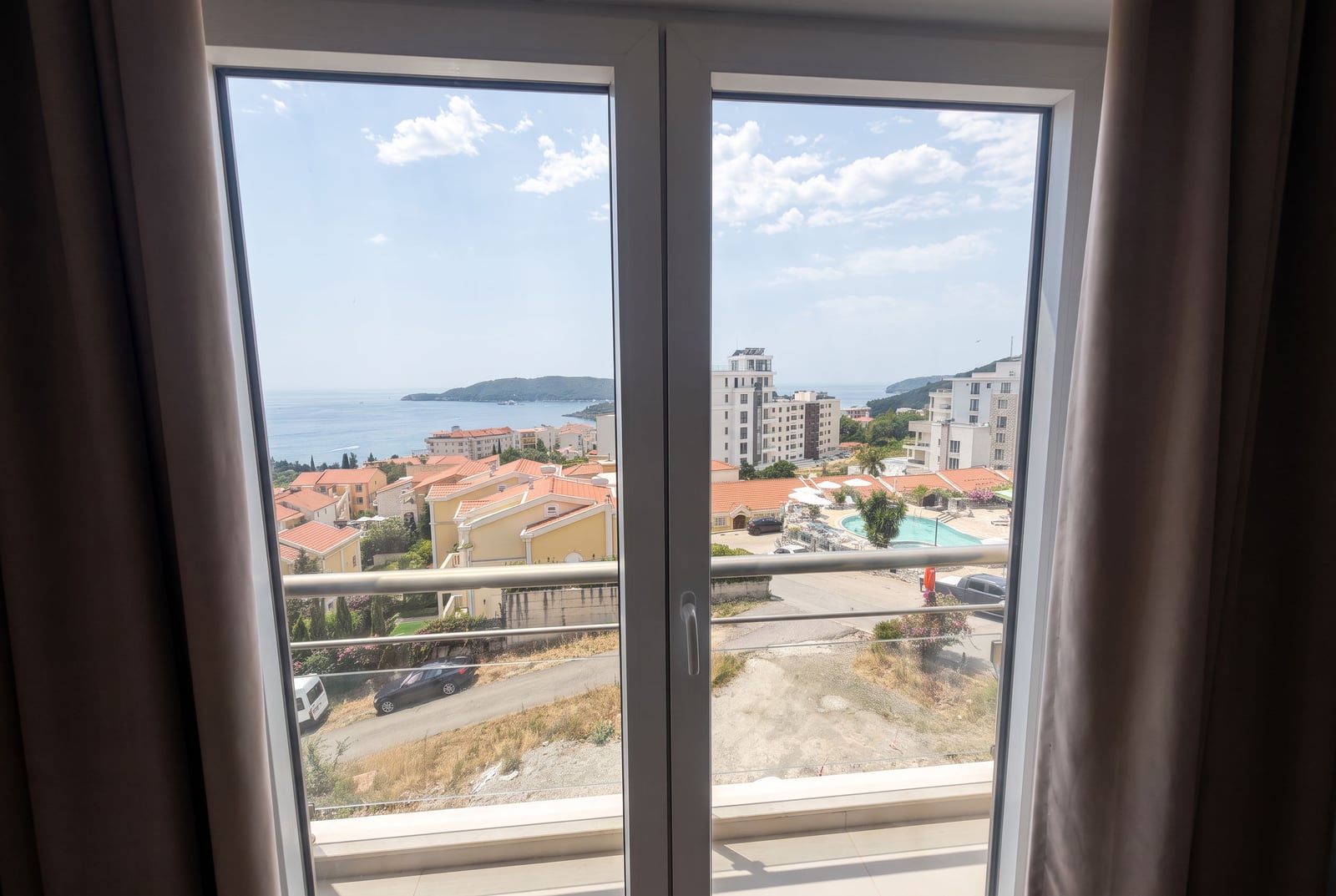 Apartment in Becici #2811