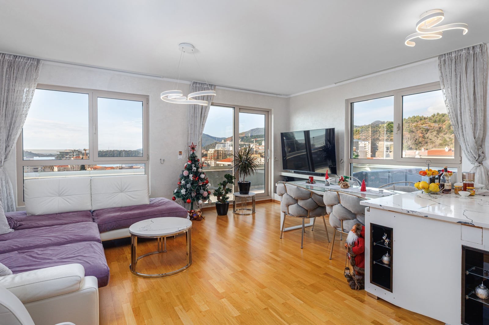 Penthouse in Becici #2800