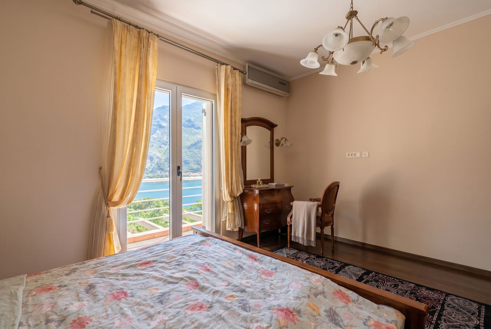 House in Kotor #2754