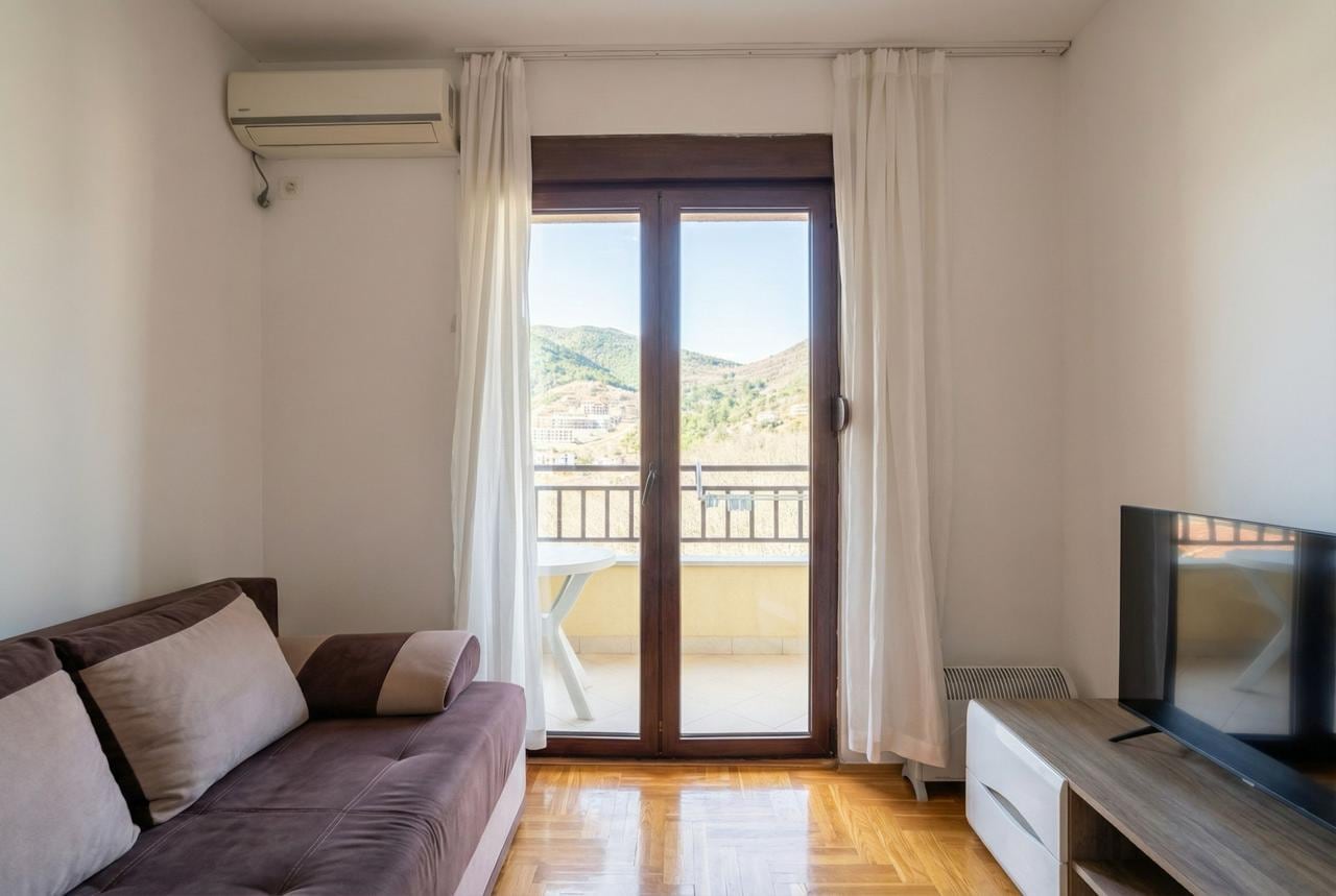 Apartment in Budva No. 2711