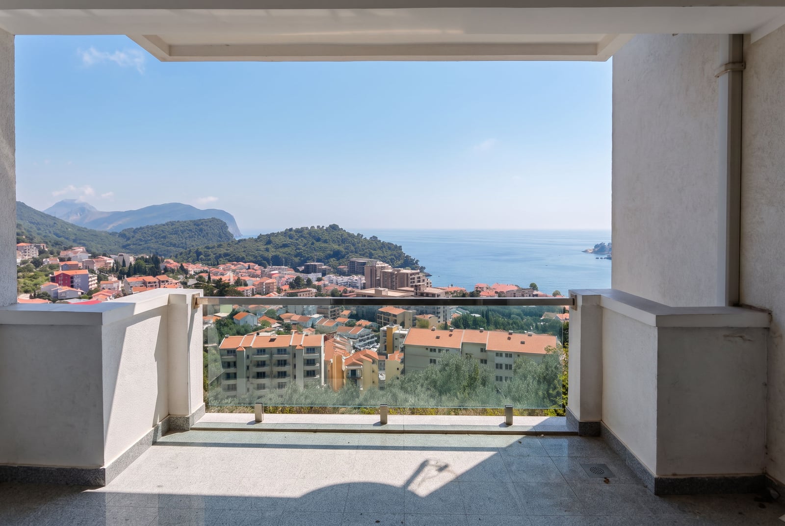 Apartments in Petrovac No. 2830